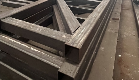商場屋架鋼結(jié)構(gòu)工程